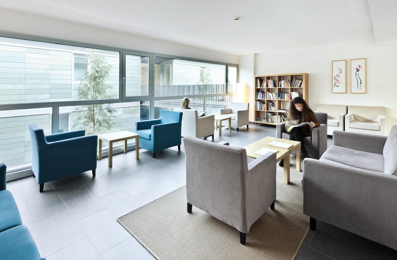 Appartamento Residencia Universitaria Sarrià Barcellona Esterno foto